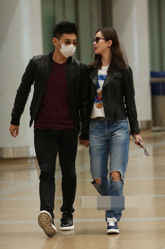 Sao Hoa ngu mac quan jean rach anh 2