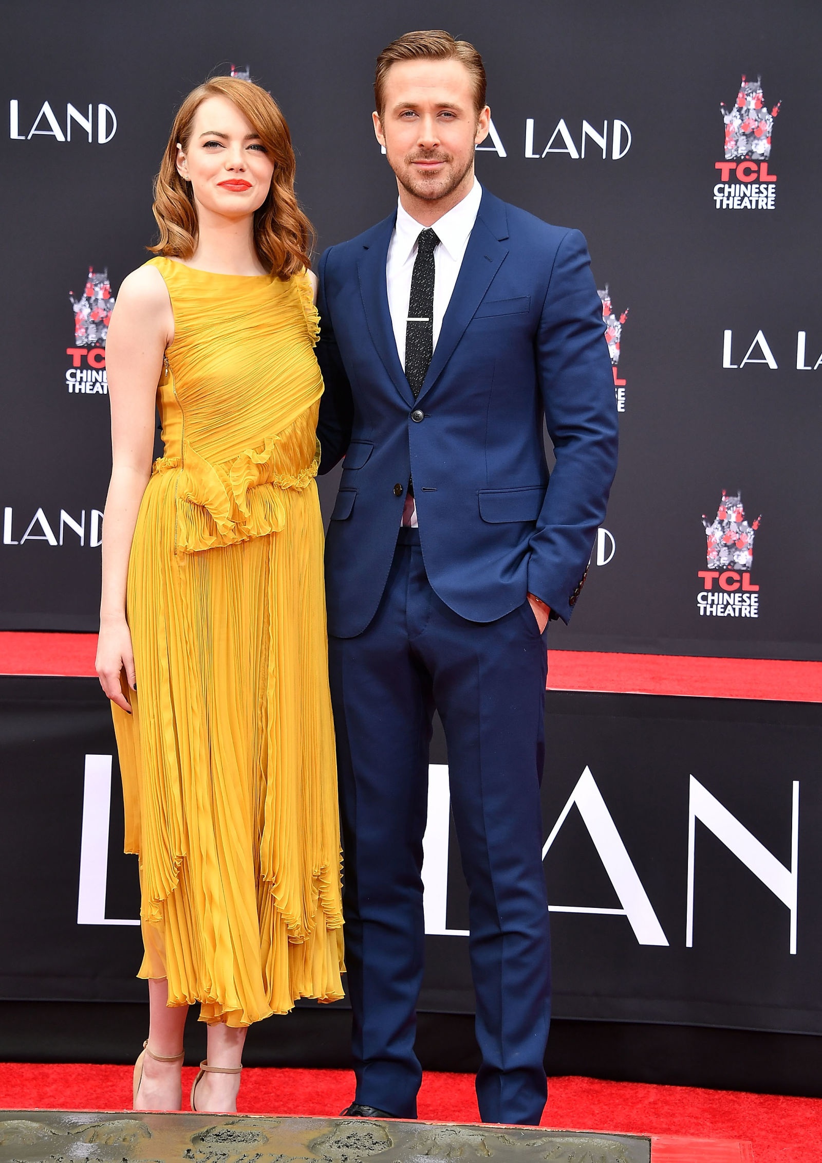 Thoi trang tham do cua Emma Stone anh 5