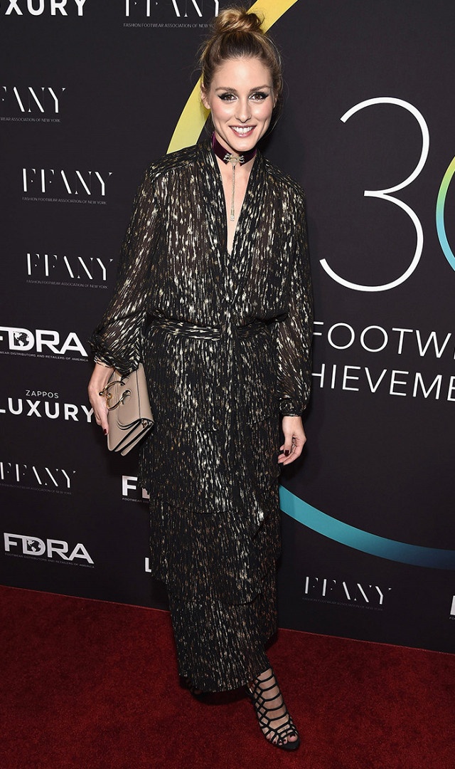 Olivia Palermo dien vay xep ly anh 2