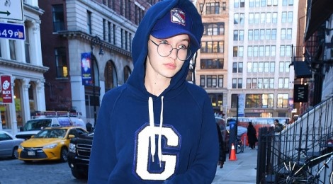 Sao the gioi lang xe kieu ao mu hoodie hinh anh