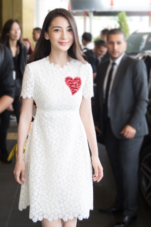 Angelababy dien vay in hoa anh 8