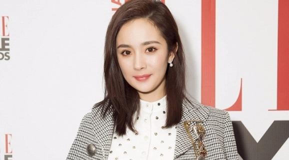 Bo suu tap ao so mi cua Duong Mich hinh anh