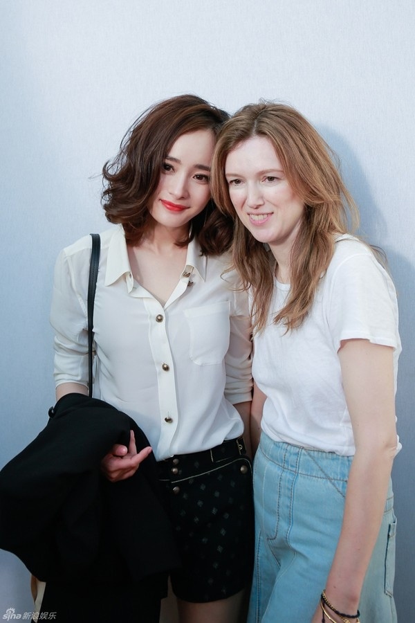 Duong Mich dien ao so mi anh 5