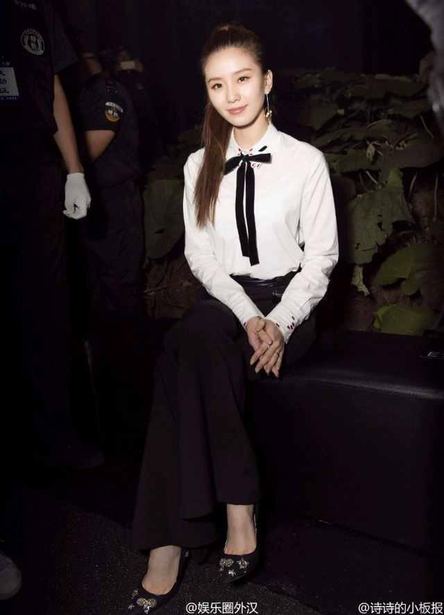 Sao Chau A dien so mi trang anh 4