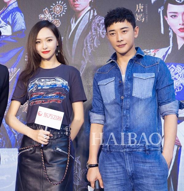 Phong cach thoi trang cua Duong Yen anh 3