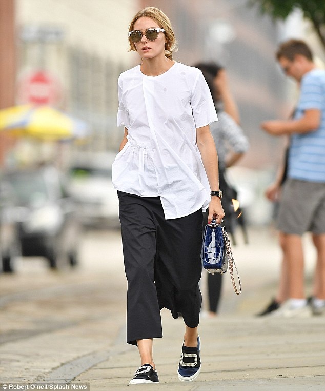 Olivia Palermo mặc quần âu công sở ảnh 10 Olivia Palermo mac quan au cong so anh 10