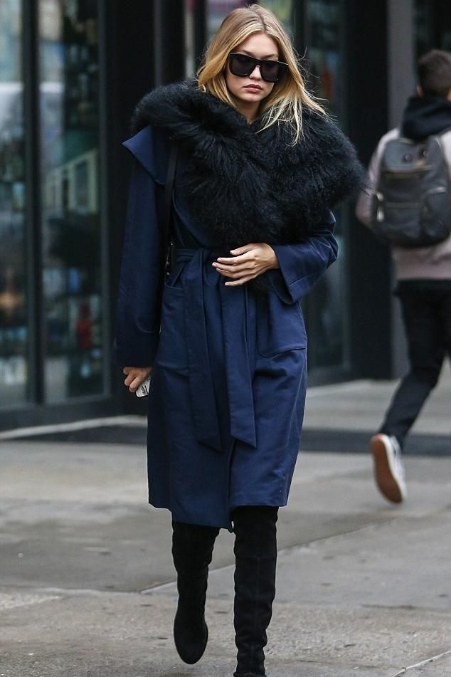 Gigi Hadid mac ao khoac choang tam anh 1