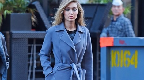 Gigi Hadid chuong ao khoac lay cam hung tu nha tam hinh anh