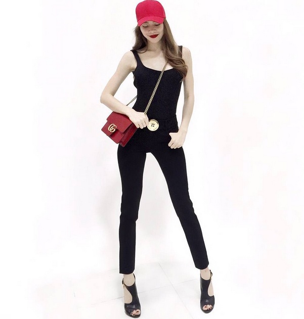 hồ ngọc hà diện trang phục màu đen ảnh 7 ho ngoc ha dien trang phuc mau den anh 7