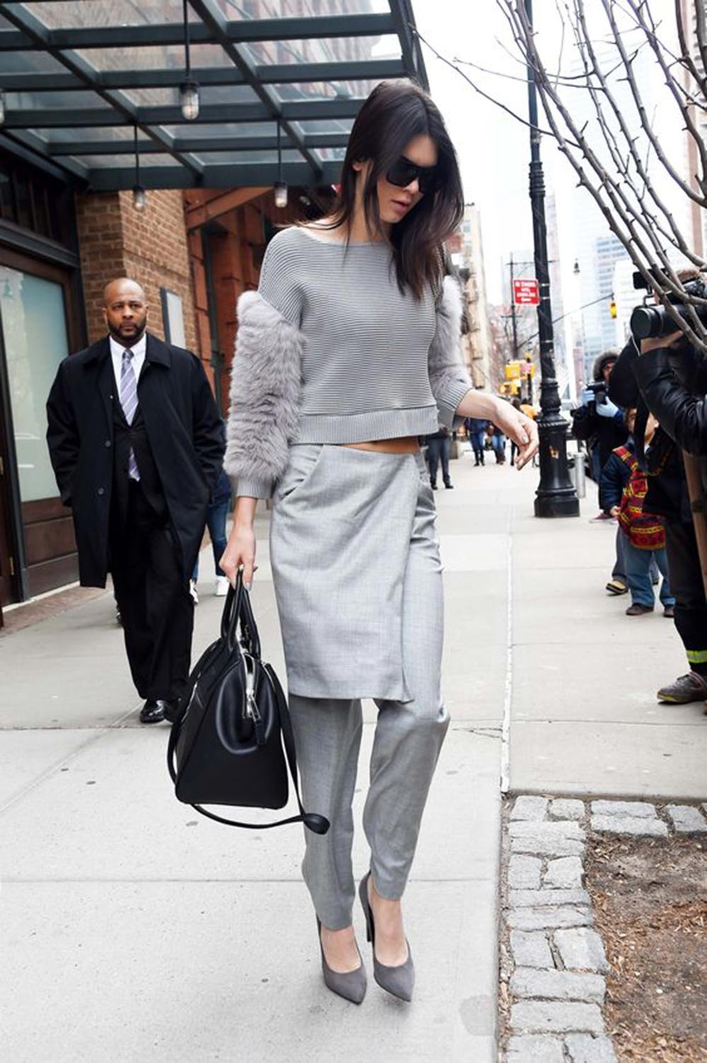 Sao ngoai chuong xu huong monochrome anh 10