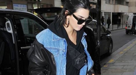 Xu huong khuyen tai co dien duoc sao ngoai lang xe hinh anh