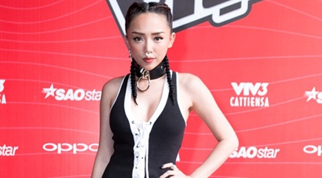 Me phong cach ruom ra, Toc Tien thuong xuyen lot top mac xau hinh anh