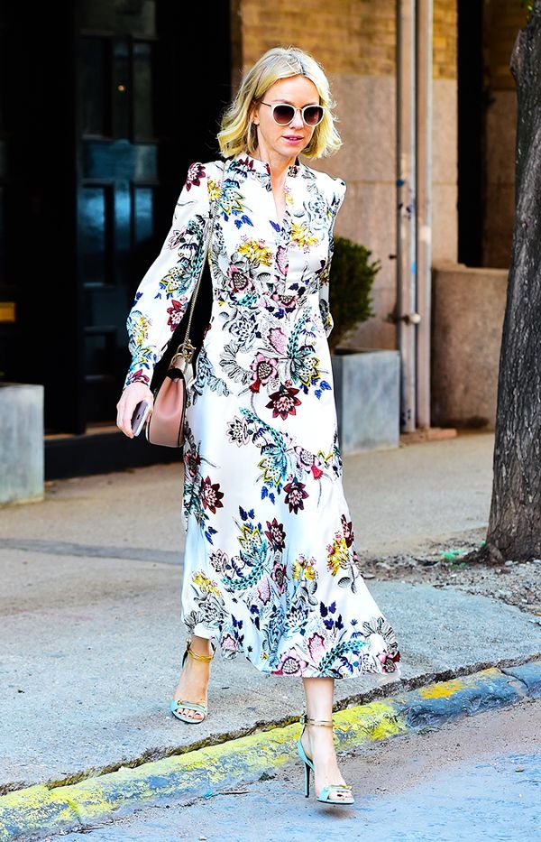 Sao Hollywood mac vay midi anh 2