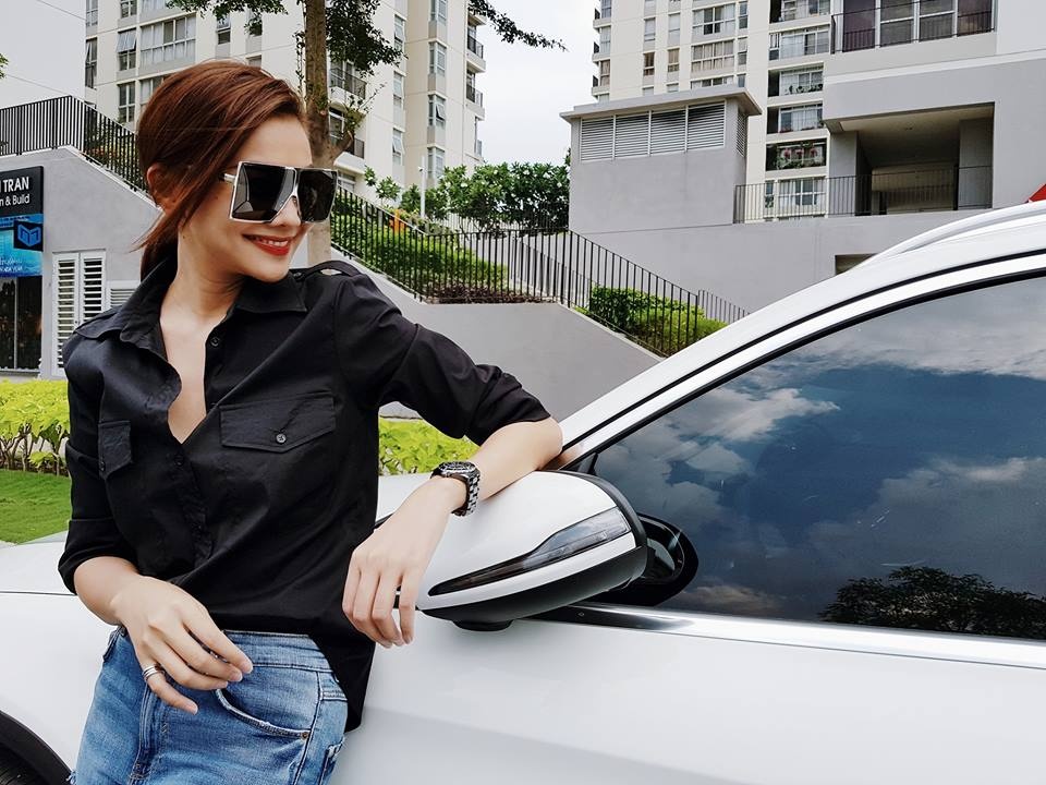 thời trang thanh hằng,  đồ đen,  thời trang đen ảnh 5 thoi trang thanh hang,  do den,  thoi trang den anh 5