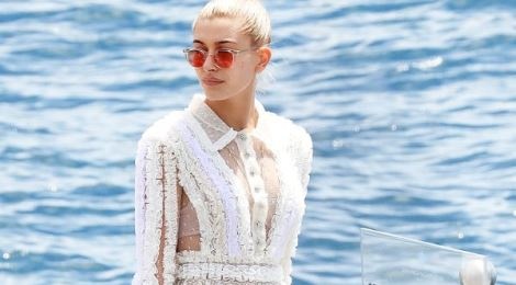 Dien dam trang ngay he ngot ngao nhu sao Hollywood hinh anh