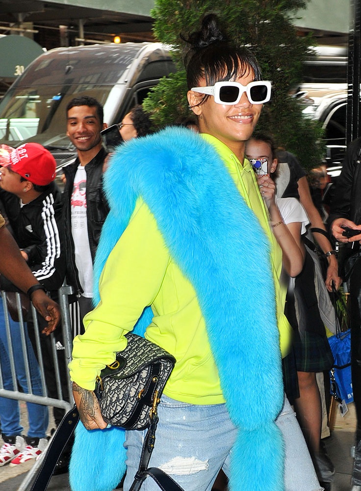 Gu thời trang của Rihanna ảnh 6 Gu thoi trang cua Rihanna anh 6