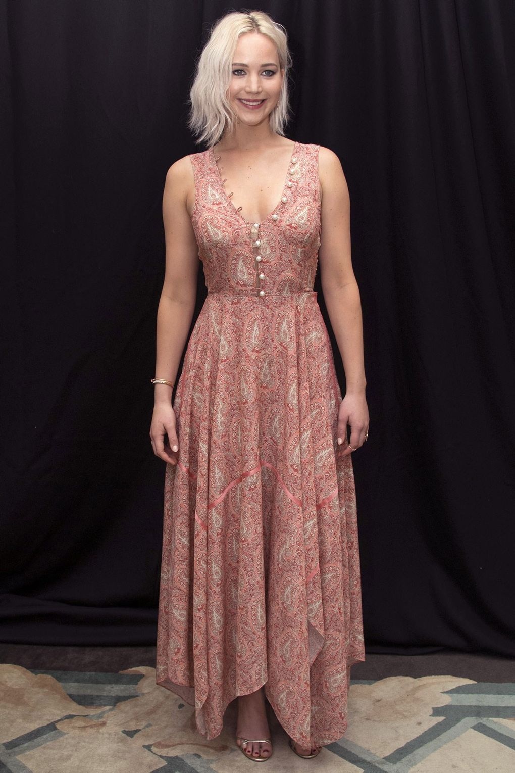 Phong cach thoi trang cua Jennifer Lawrence anh 5