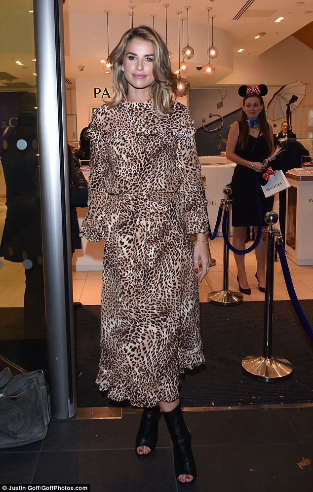 Sao lang xe hoa tiet da bao anh 6