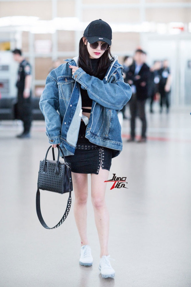 Sao Hoa ngữ mặc áo khoác denim ảnh 2 Sao Hoa ngu mac ao khoac denim anh 2
