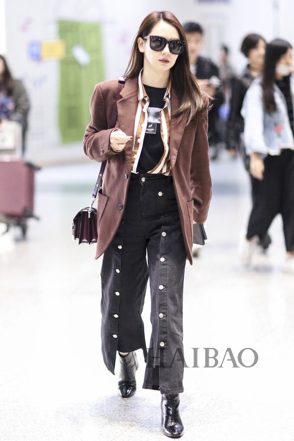 Sao Hoa ngữ mặc blazer cá tính ảnh 11 Sao Hoa ngu mac blazer ca tinh anh 11