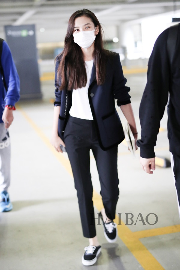 Sao Hoa ngữ mặc blazer cá tính ảnh 6 Sao Hoa ngu mac blazer ca tinh anh 6