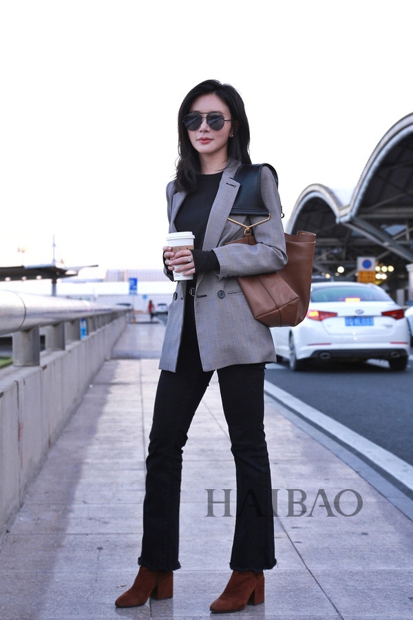Sao Hoa ngữ mặc blazer cá tính ảnh 9 Sao Hoa ngu mac blazer ca tinh anh 9