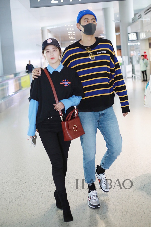 Sao Hoa ngữ phối sơ mi và áo len ảnh 6 Sao Hoa ngu phoi so mi va ao len anh 6