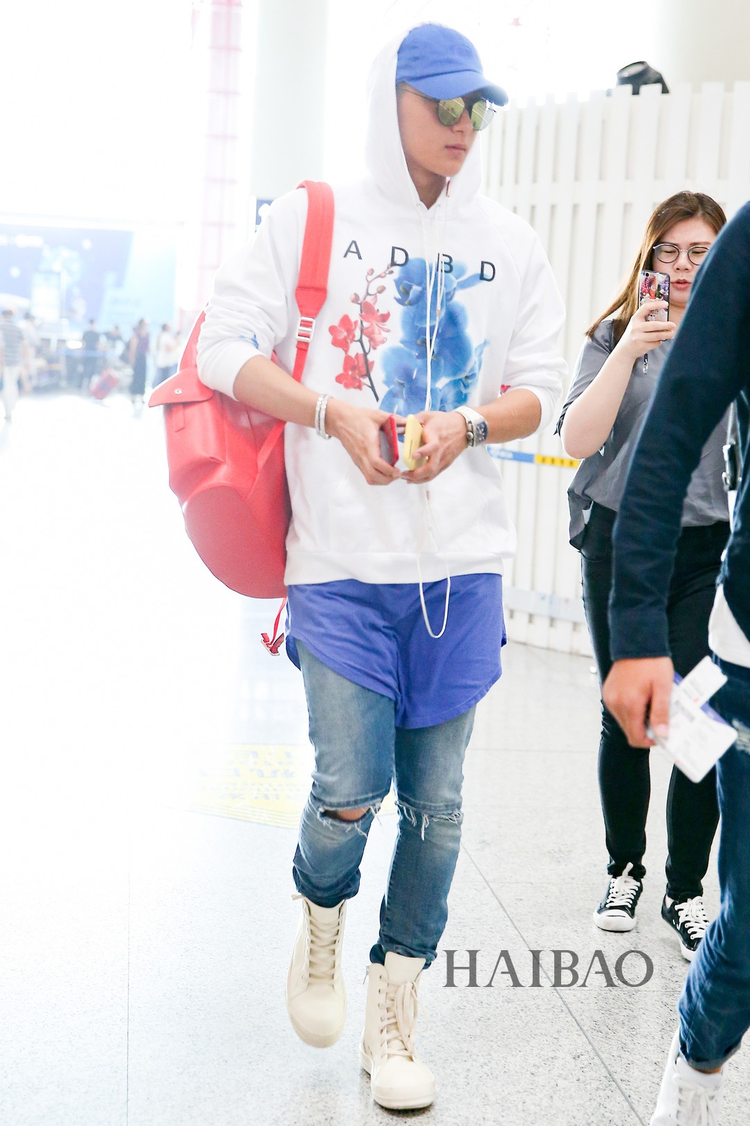 Thoi trang cua sao nam Hoa ngu anh 12