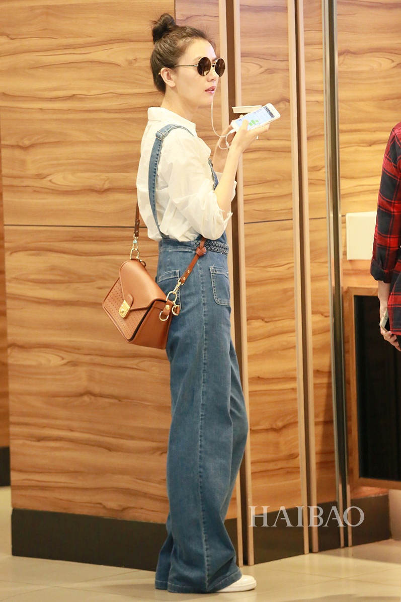 cách mặc quần jeans ống rộng ảnh 3 cach mac quan jeans ong rong anh 3