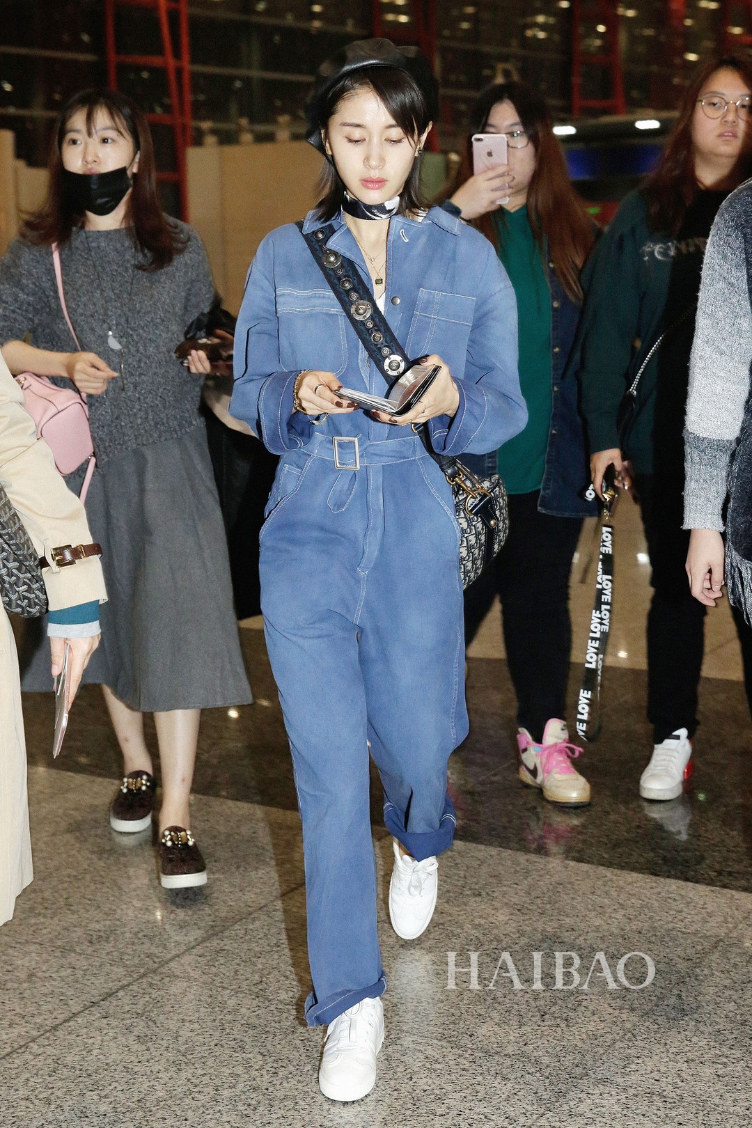 cách mặc quần jeans ống rộng ảnh 8 cach mac quan jeans ong rong anh 8