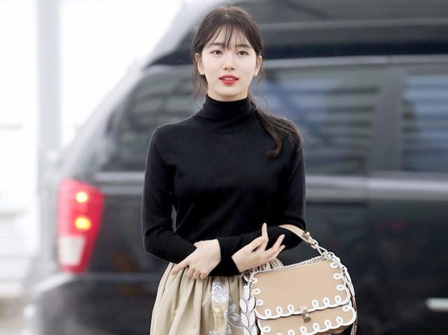 My nhan Han goi y cach dien chan vay ngay lanh hinh anh