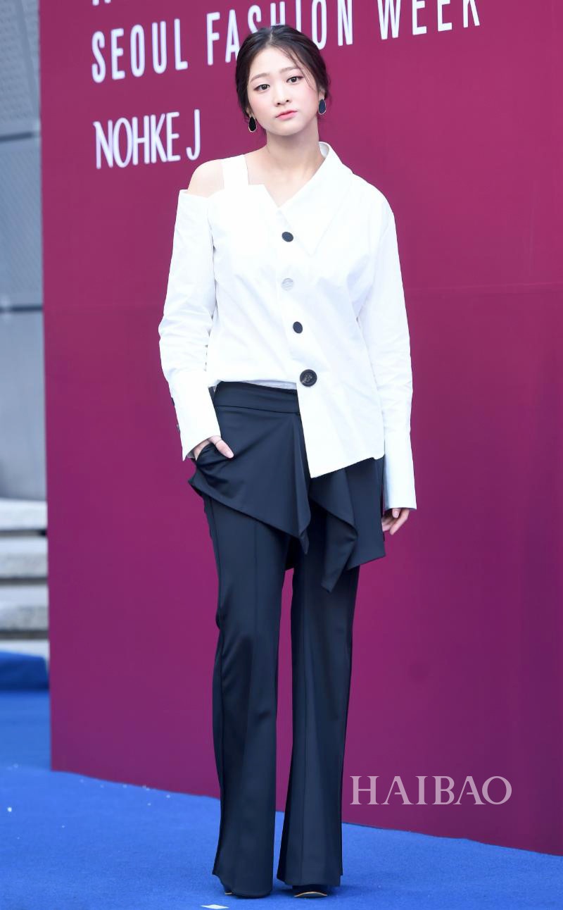 Sao Han mac quan ong rong anh 13