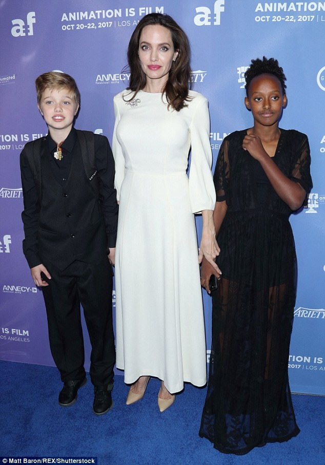 Thoi trang sang trong cua Angelina Jolie anh 7