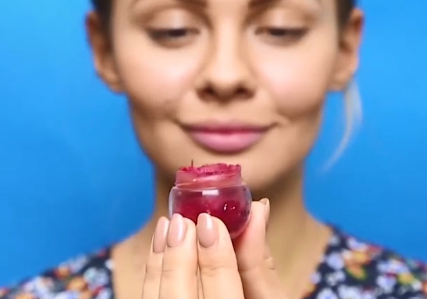 3 cach lam son moi don gian tai nha hinh anh