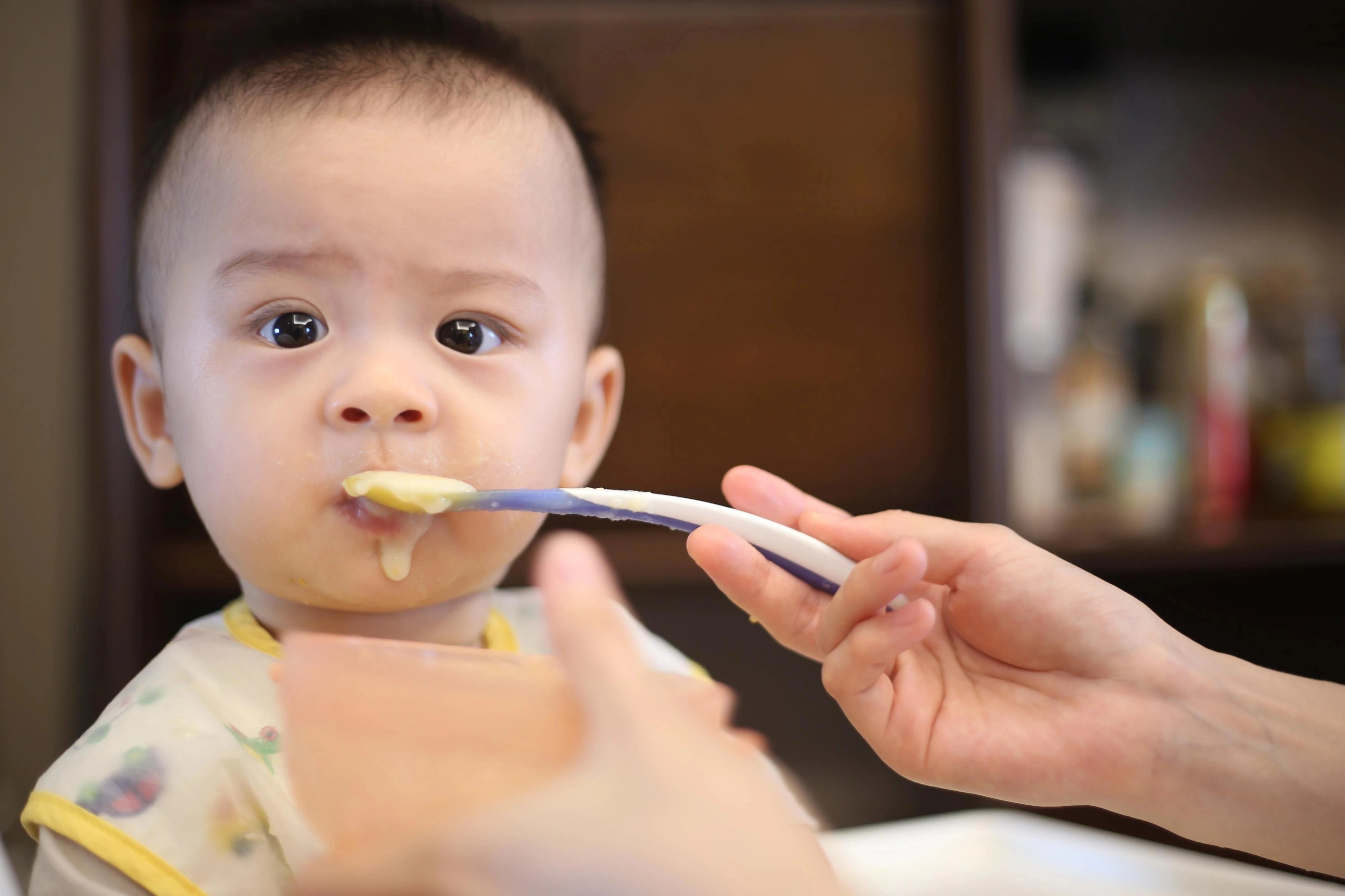 Phu huynh nen thay doi nguyen tac cho tre an hinh anh