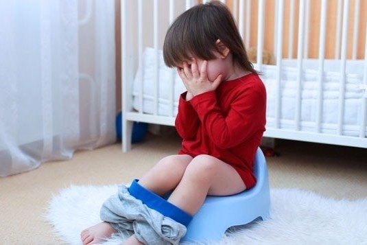 Trieu chung va cach giup tre phong tranh nhiem trung duong tieu hinh anh