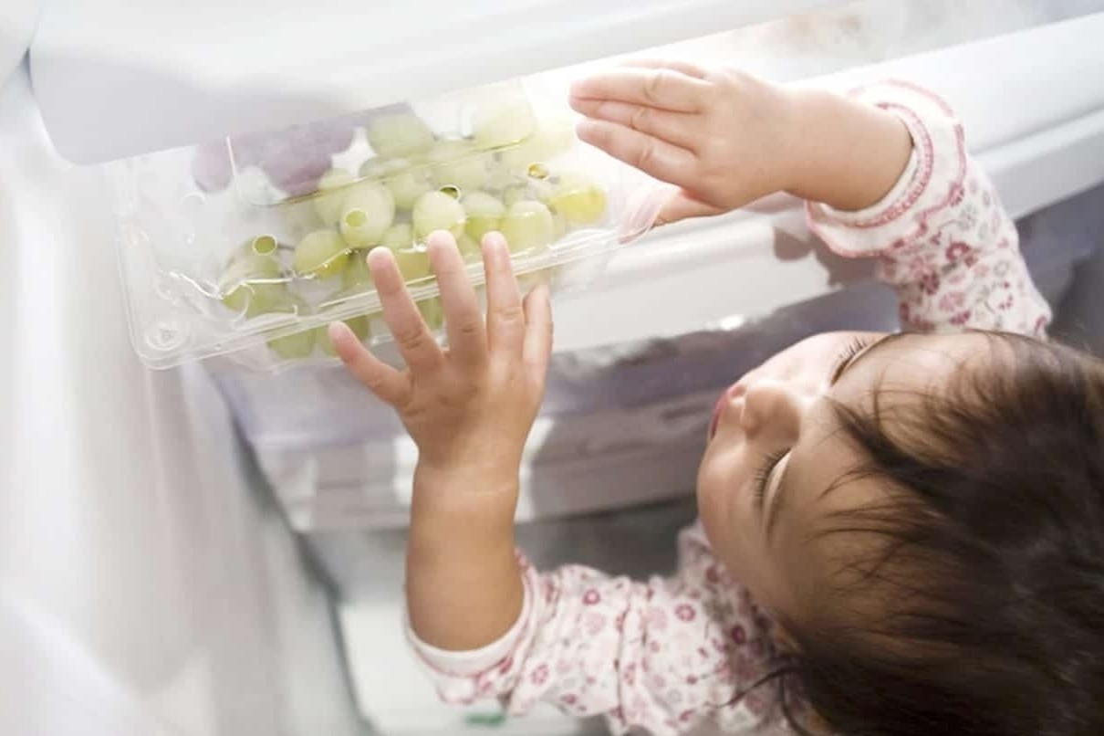 Cach xu ly khi tre hoc di vat hinh anh