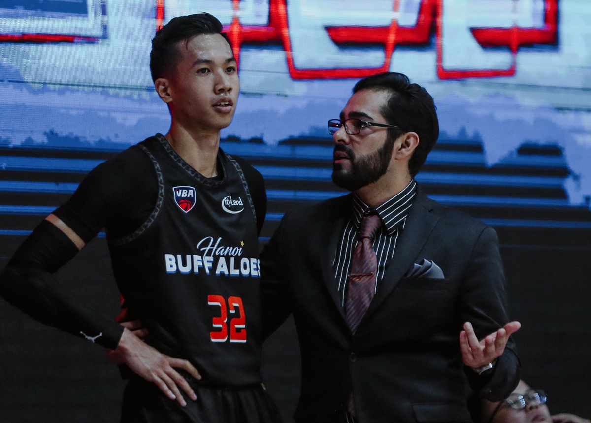 Hanoi Buffaloes dat muc tieu lan dau vo dich VBA hinh anh