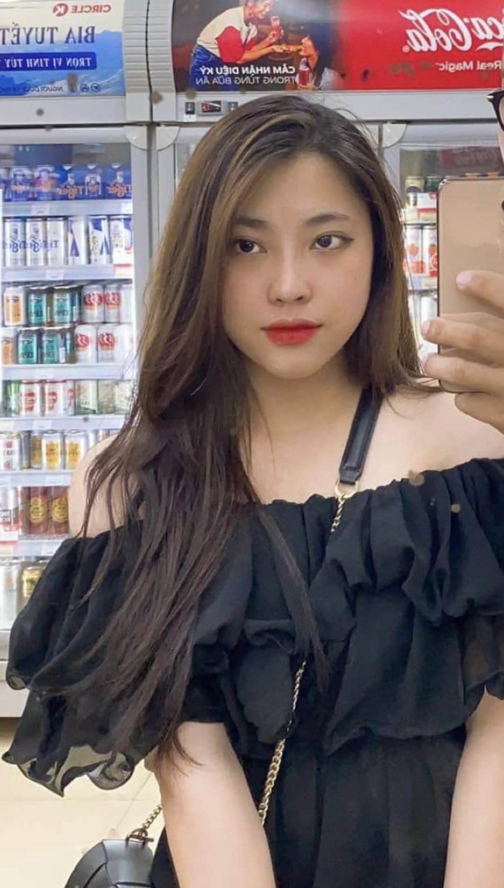 co gai mat tich anh 1