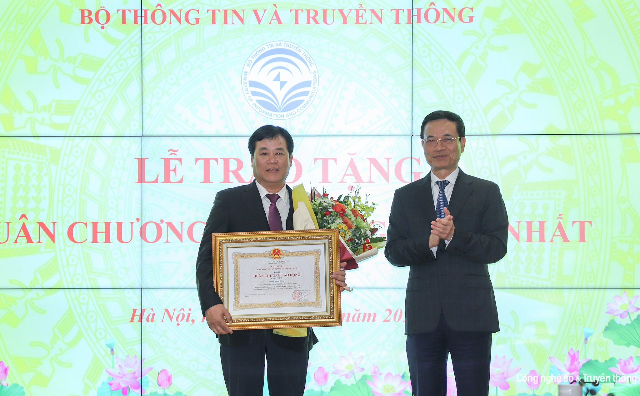 dieu dong can bo anh 9