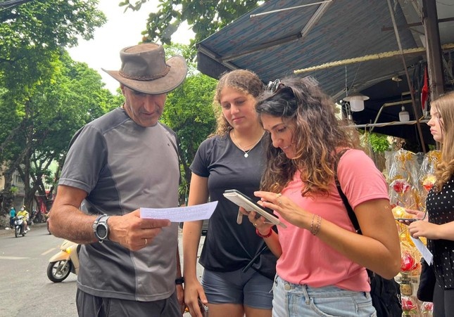 pho ca phe duong tau anh 5