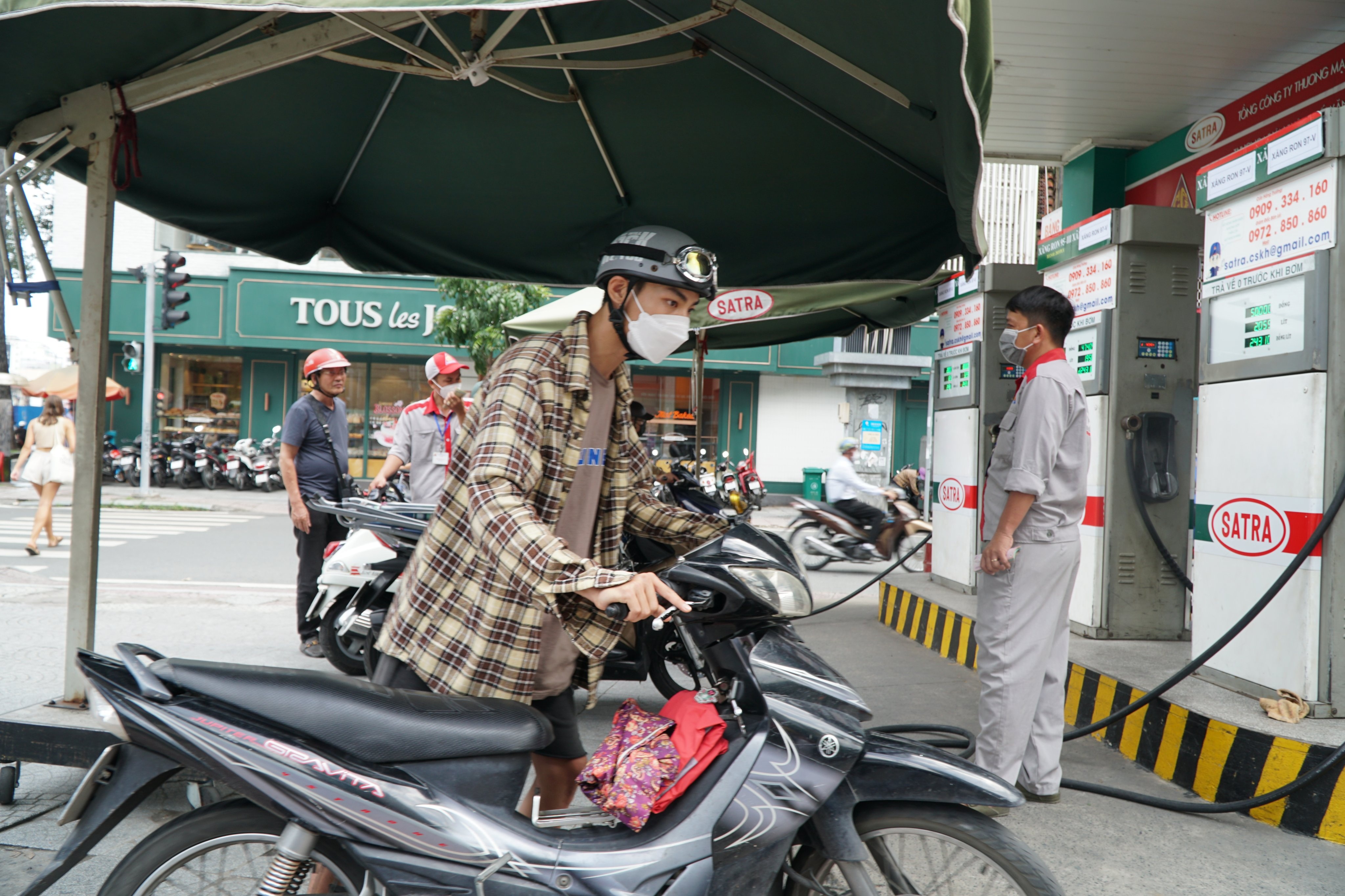 tram xang TP.HCM anh 1