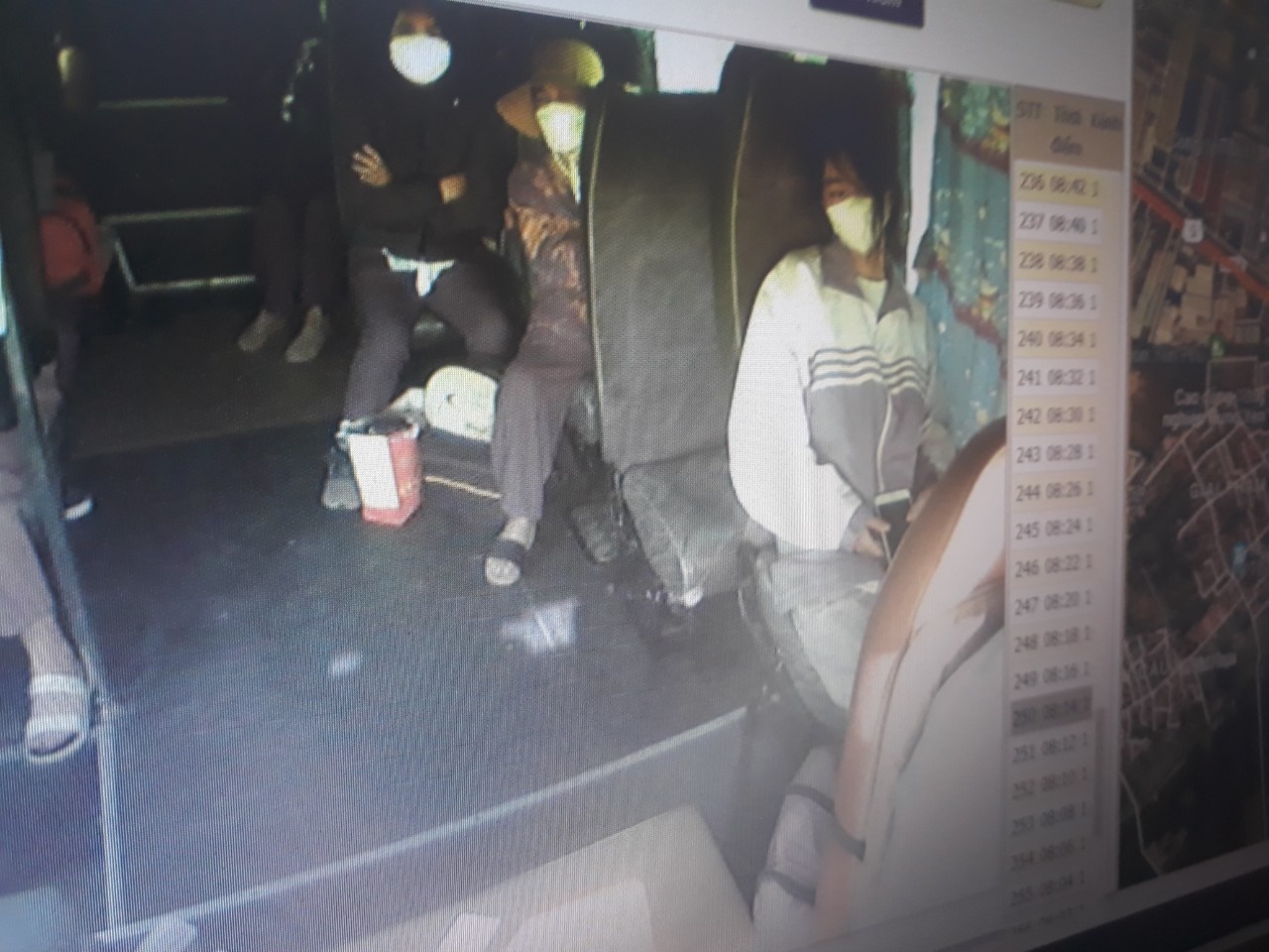 nu sinh mat tich anh 1