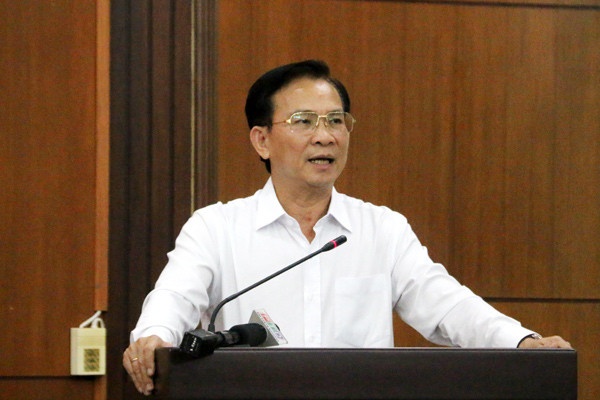 Chu tich tinh noi ve Pho giam doc so xin nghi viec khi vua bo nhiem hinh anh