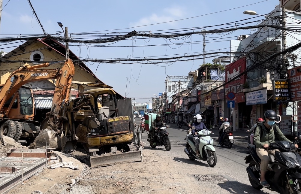 Cong trinh rao chan TP.HCM anh 3