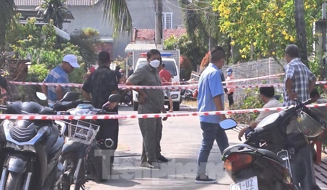 Nguoi dan ong tu vong bat thuong duoi goc dua o Binh Duong hinh anh