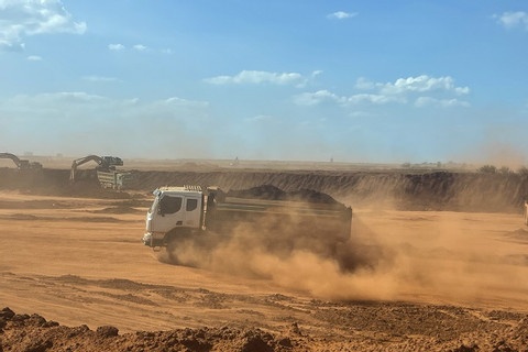 Xay dung san bay Long Thanh lam bui vuot 18 lan, chu dau tu noi gi? hinh anh