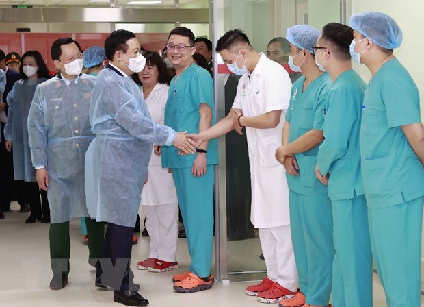 ngay thay thuoc Viet Nam anh 3