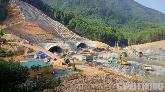 Giai ngan 7.800 ty dong cho du an giao thong trong thang 3 hinh anh