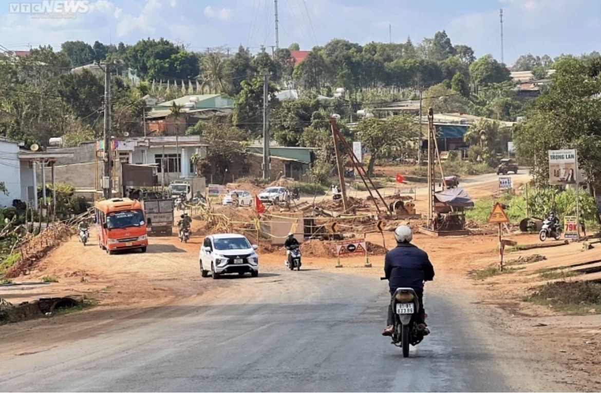 Nha thau du an nang cap quoc lo 19 bi ra 'toi hau thu' hinh anh